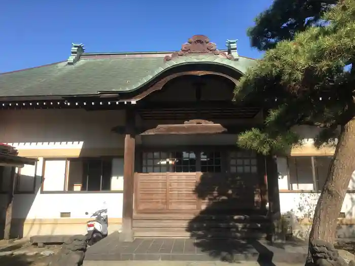 普光山　普傳寺の本殿