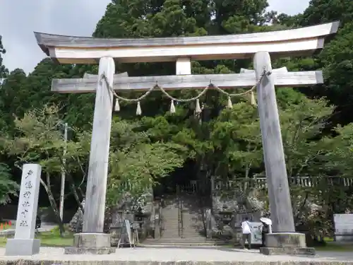 戸隠神社中社の鳥居