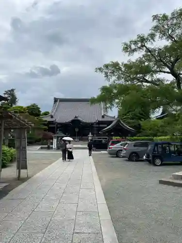 本覚寺の{uncategorized: "未分類", other: "その他", undefined: "問題あり", building: "その他建物", grave: "お墓", sacred_gate: "鳥居", guardian: "狛犬", statue: "像", buddha: "仏像", history: "歴史", nature: "自然", garden: "庭園", animal: "動物", pagoda: "塔", temizu: "手水舎", mountain_gate: "山門・神門", sanctuary: "本殿・本堂", subordinate: "末社・摂社", art: "芸術", scenery: "景色", jizo: "地蔵", ema: "絵馬", goshuin: "御朱印", omikuji: "おみくじ", items: "授与品その他", amulet: "お守り", goshuincho: "御朱印帳", eats: "食事", festival: "お祭り", votive_dance: "神楽", shichigosan: "七五三参", wedding: "結婚式", experience: "体験その他", initially: "初詣", around: "周辺", anti_infection: "感染症対策"}