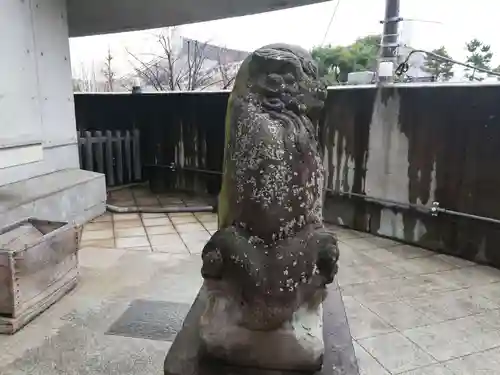 北谷稲荷神社の狛犬