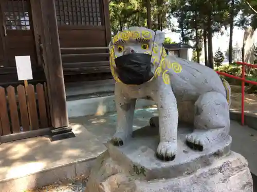 淵名神社の狛犬