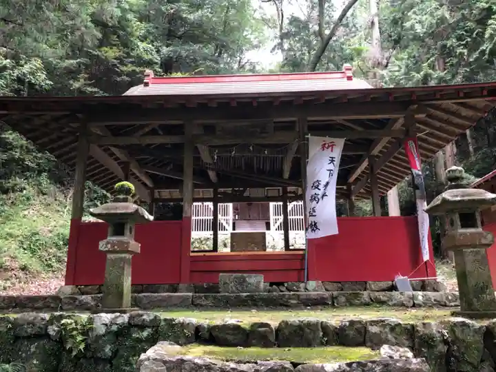足坏神社の本殿・本堂