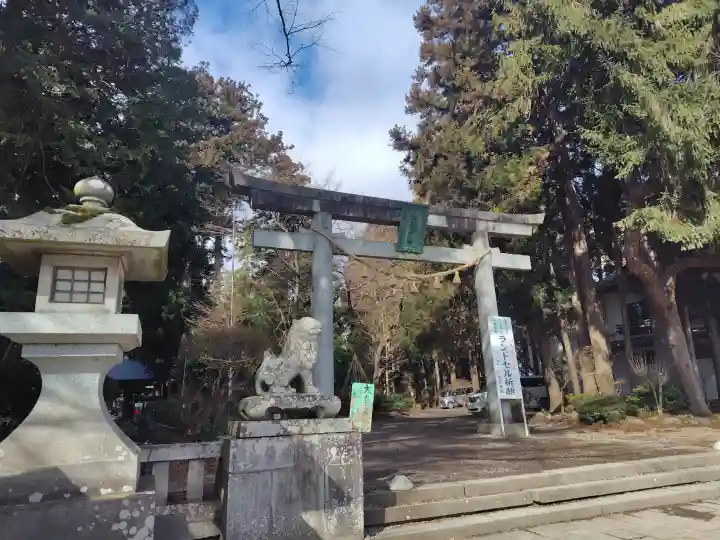 駒形神社の{uncategorized: "未分類", other: "その他", undefined: "問題あり", building: "その他建物", grave: "お墓", sacred_gate: "鳥居", guardian: "狛犬", statue: "像", buddha: "仏像", history: "歴史", nature: "自然", garden: "庭園", animal: "動物", pagoda: "塔", temizu: "手水舎", mountain_gate: "山門・神門", sanctuary: "本殿・本堂", subordinate: "末社・摂社", art: "芸術", scenery: "景色", jizo: "地蔵", ema: "絵馬", goshuin: "御朱印", omikuji: "おみくじ", items: "授与品その他", amulet: "お守り", goshuincho: "御朱印帳", eats: "食事", festival: "お祭り", votive_dance: "神楽", shichigosan: "七五三参", wedding: "結婚式", experience: "体験その他", initially: "初詣", around: "周辺", anti_infection: "感染症対策"}