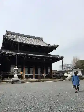 興正寺の本殿・本堂