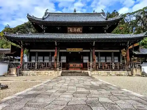 萬福寺の本殿・本堂