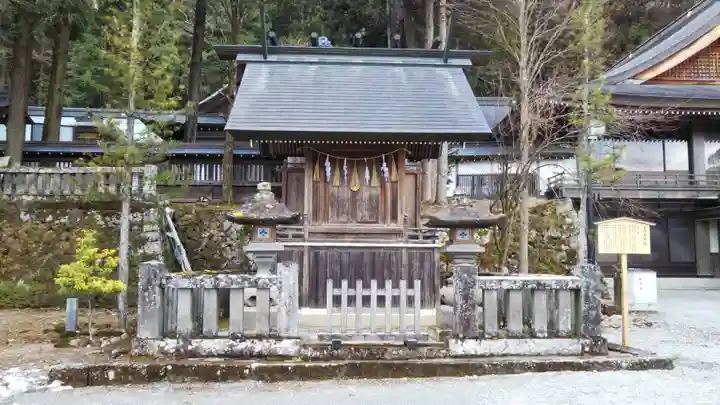 諏訪大社の末社・摂社