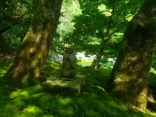 悉地院の地蔵