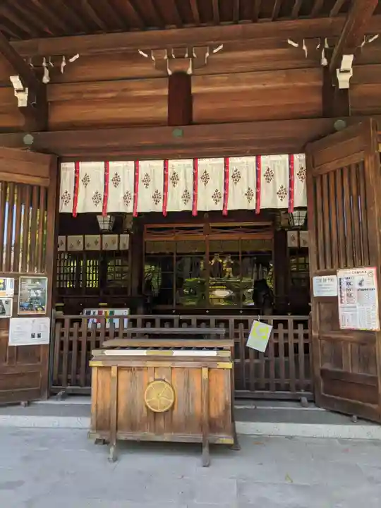 溝旗神社(肇國神社)の本殿・本堂