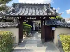 本立院の山門