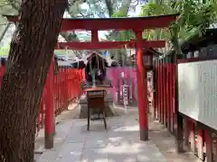 白山神社の末社