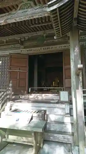 中尊寺の本殿・本堂