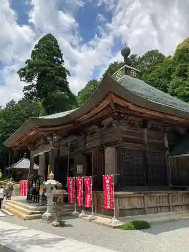 法楽寺の本殿・本堂