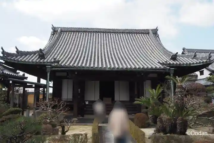 西方院の本殿・本堂