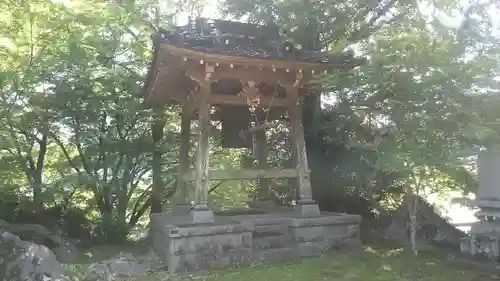 高座石寺の建物その他