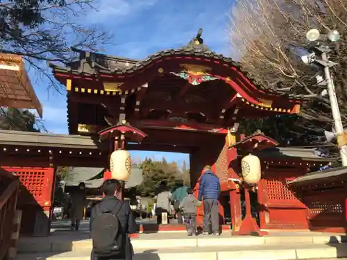 秩父神社の山門