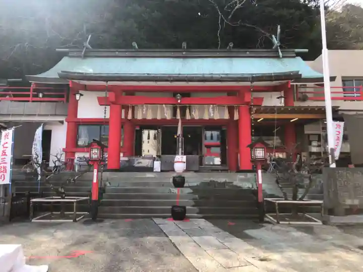 徳島眉山天神社の本殿・本堂
