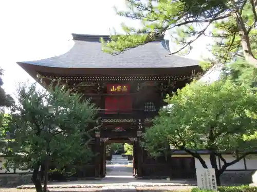 天寧寺の山門