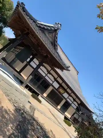 多聞寺の本殿・本堂