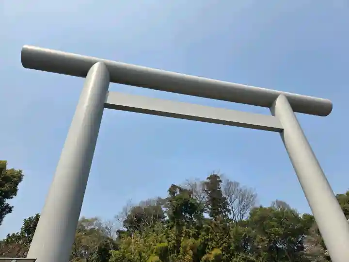 櫻木神社の{uncategorized: "未分類", other: "その他", undefined: "問題あり", building: "その他建物", grave: "お墓", sacred_gate: "鳥居", guardian: "狛犬", statue: "像", buddha: "仏像", history: "歴史", nature: "自然", garden: "庭園", animal: "動物", pagoda: "塔", temizu: "手水舎", mountain_gate: "山門・神門", sanctuary: "本殿・本堂", subordinate: "末社・摂社", art: "芸術", scenery: "景色", jizo: "地蔵", ema: "絵馬", goshuin: "御朱印", omikuji: "おみくじ", items: "授与品その他", amulet: "お守り", goshuincho: "御朱印帳", eats: "食事", festival: "お祭り", votive_dance: "神楽", shichigosan: "七五三参", wedding: "結婚式", experience: "体験その他", initially: "初詣", around: "周辺", anti_infection: "感染症対策"}