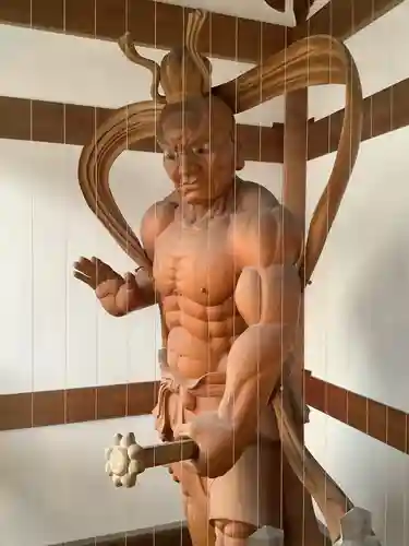 薬師寺（北外山）の像