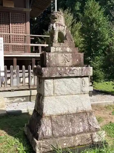 加治神社の狛犬