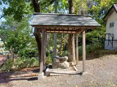 張碓稲荷神社の手水舎