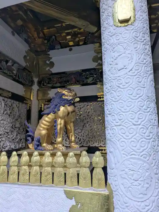 日光東照宮の{uncategorized: "未分類", other: "その他", undefined: "問題あり", building: "その他建物", grave: "お墓", sacred_gate: "鳥居", guardian: "狛犬", statue: "像", buddha: "仏像", history: "歴史", nature: "自然", garden: "庭園", animal: "動物", pagoda: "塔", temizu: "手水舎", mountain_gate: "山門・神門", sanctuary: "本殿・本堂", subordinate: "末社・摂社", art: "芸術", scenery: "景色", jizo: "地蔵", ema: "絵馬", goshuin: "御朱印", omikuji: "おみくじ", items: "授与品その他", amulet: "お守り", goshuincho: "御朱印帳", eats: "食事", festival: "お祭り", votive_dance: "神楽", shichigosan: "七五三参", wedding: "結婚式", experience: "体験その他", initially: "初詣", around: "周辺", anti_infection: "感染症対策"}