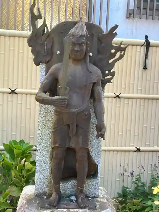 寶藏寺(成田不動尊) (栃木県)