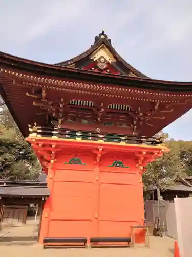 六所神社の山門