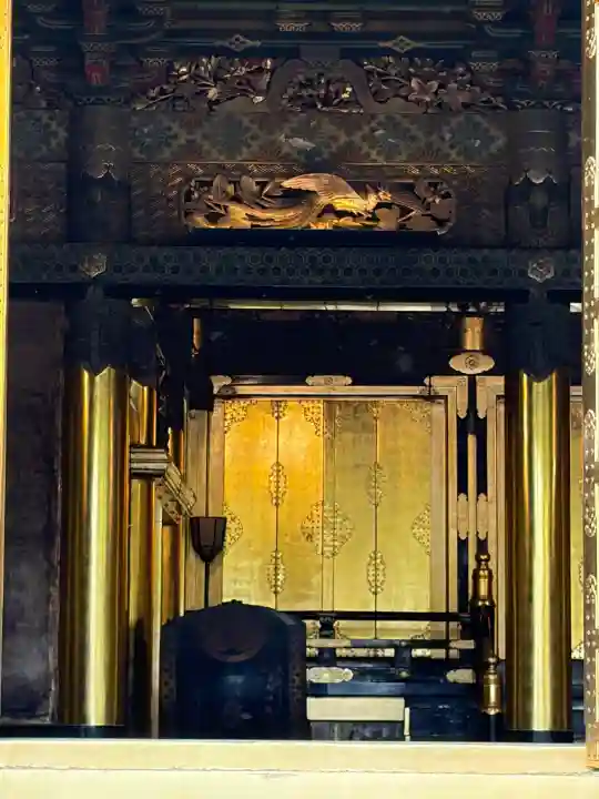 上野東照宮の{uncategorized: "未分類", other: "その他", undefined: "問題あり", building: "その他建物", grave: "お墓", sacred_gate: "鳥居", guardian: "狛犬", statue: "像", buddha: "仏像", history: "歴史", nature: "自然", garden: "庭園", animal: "動物", pagoda: "塔", temizu: "手水舎", mountain_gate: "山門・神門", sanctuary: "本殿・本堂", subordinate: "末社・摂社", art: "芸術", scenery: "景色", jizo: "地蔵", ema: "絵馬", goshuin: "御朱印", omikuji: "おみくじ", items: "授与品その他", amulet: "お守り", goshuincho: "御朱印帳", eats: "食事", festival: "お祭り", votive_dance: "神楽", shichigosan: "七五三参", wedding: "結婚式", experience: "体験その他", initially: "初詣", around: "周辺", anti_infection: "感染症対策"}