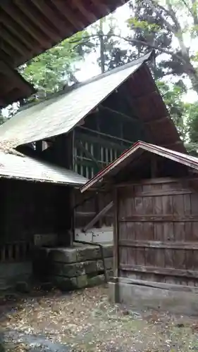 御霊神社の本殿