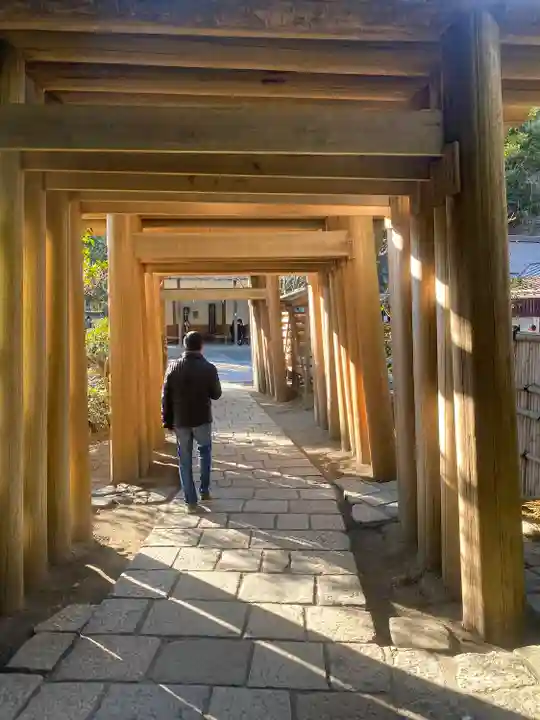 銭洗弁財天宇賀福神社(神奈川県)