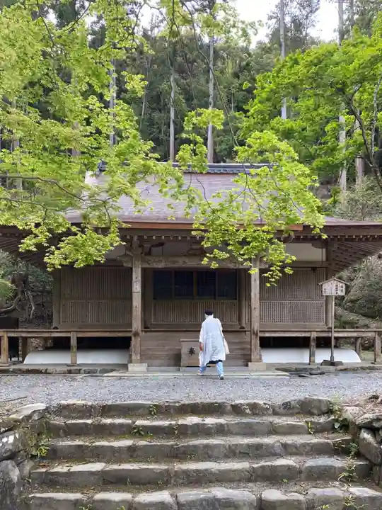 高山寺の本殿・本堂