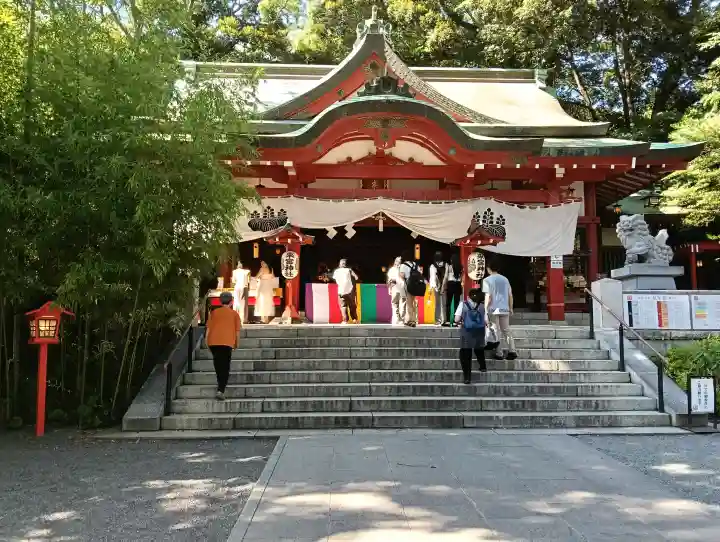來宮神社の{uncategorized: "未分類", other: "その他", undefined: "問題あり", building: "その他建物", grave: "お墓", sacred_gate: "鳥居", guardian: "狛犬", statue: "像", buddha: "仏像", history: "歴史", nature: "自然", garden: "庭園", animal: "動物", pagoda: "塔", temizu: "手水舎", mountain_gate: "山門・神門", sanctuary: "本殿・本堂", subordinate: "末社・摂社", art: "芸術", scenery: "景色", jizo: "地蔵", ema: "絵馬", goshuin: "御朱印", omikuji: "おみくじ", items: "授与品その他", amulet: "お守り", goshuincho: "御朱印帳", eats: "食事", festival: "お祭り", votive_dance: "神楽", shichigosan: "七五三参", wedding: "結婚式", experience: "体験その他", initially: "初詣", around: "周辺", anti_infection: "感染症対策"}