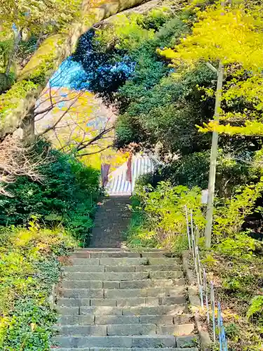 清滝寺の{uncategorized: "未分類", other: "その他", undefined: "問題あり", building: "その他建物", grave: "お墓", sacred_gate: "鳥居", guardian: "狛犬", statue: "像", buddha: "仏像", history: "歴史", nature: "自然", garden: "庭園", animal: "動物", pagoda: "塔", temizu: "手水舎", mountain_gate: "山門・神門", sanctuary: "本殿・本堂", subordinate: "末社・摂社", art: "芸術", scenery: "景色", jizo: "地蔵", ema: "絵馬", goshuin: "御朱印", omikuji: "おみくじ", items: "授与品その他", amulet: "お守り", goshuincho: "御朱印帳", eats: "食事", festival: "お祭り", votive_dance: "神楽", shichigosan: "七五三参", wedding: "結婚式", experience: "体験その他", initially: "初詣", around: "周辺", anti_infection: "感染症対策"}