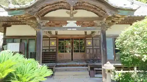 天然寺の本殿・本堂