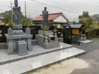 蔵国寺の{uncategorized: "未分類", other: "その他", undefined: "問題あり", building: "その他建物", grave: "お墓", sacred_gate: "鳥居", guardian: "狛犬", statue: "像", buddha: "仏像", history: "歴史", nature: "自然", garden: "庭園", animal: "動物", pagoda: "塔", temizu: "手水舎", mountain_gate: "山門・神門", sanctuary: "本殿・本堂", subordinate: "末社・摂社", art: "芸術", scenery: "景色", jizo: "地蔵", ema: "絵馬", goshuin: "御朱印", omikuji: "おみくじ", items: "授与品その他", amulet: "お守り", goshuincho: "御朱印帳", eats: "食事", festival: "お祭り", votive_dance: "神楽", shichigosan: "七五三参", wedding: "結婚式", experience: "体験その他", initially: "初詣", around: "周辺", anti_infection: "感染症対策"}