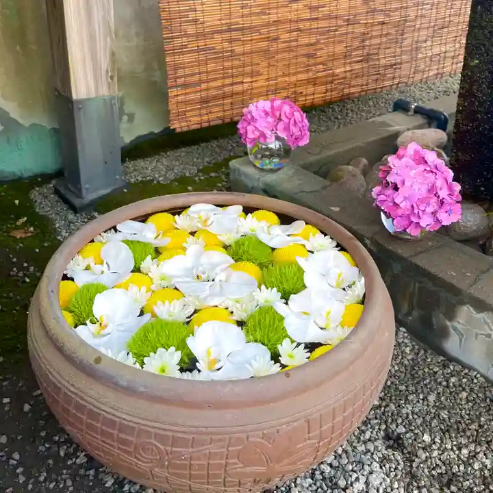 上尾御嶽神社の手水舎