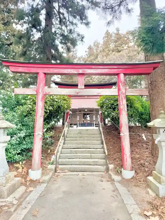 早池峯神社の{uncategorized: "未分類", other: "その他", undefined: "問題あり", building: "その他建物", grave: "お墓", sacred_gate: "鳥居", guardian: "狛犬", statue: "像", buddha: "仏像", history: "歴史", nature: "自然", garden: "庭園", animal: "動物", pagoda: "塔", temizu: "手水舎", mountain_gate: "山門・神門", sanctuary: "本殿・本堂", subordinate: "末社・摂社", art: "芸術", scenery: "景色", jizo: "地蔵", ema: "絵馬", goshuin: "御朱印", omikuji: "おみくじ", items: "授与品その他", amulet: "お守り", goshuincho: "御朱印帳", eats: "食事", festival: "お祭り", votive_dance: "神楽", shichigosan: "七五三参", wedding: "結婚式", experience: "体験その他", initially: "初詣", around: "周辺", anti_infection: "感染症対策"}