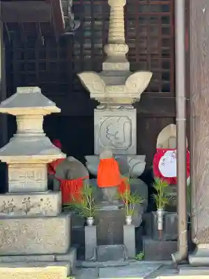 浄心寺の{uncategorized: "未分類", other: "その他", undefined: "問題あり", building: "その他建物", grave: "お墓", sacred_gate: "鳥居", guardian: "狛犬", statue: "像", buddha: "仏像", history: "歴史", nature: "自然", garden: "庭園", animal: "動物", pagoda: "塔", temizu: "手水舎", mountain_gate: "山門・神門", sanctuary: "本殿・本堂", subordinate: "末社・摂社", art: "芸術", scenery: "景色", jizo: "地蔵", ema: "絵馬", goshuin: "御朱印", omikuji: "おみくじ", items: "授与品その他", amulet: "お守り", goshuincho: "御朱印帳", eats: "食事", festival: "お祭り", votive_dance: "神楽", shichigosan: "七五三参", wedding: "結婚式", experience: "体験その他", initially: "初詣", around: "周辺", anti_infection: "感染症対策"}