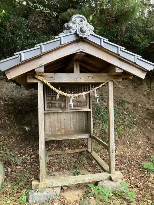 矢田稲荷神社の本殿・本堂