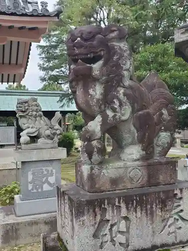 大神神社（花池）の狛犬