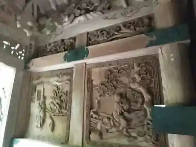 柞原八幡宮の芸術