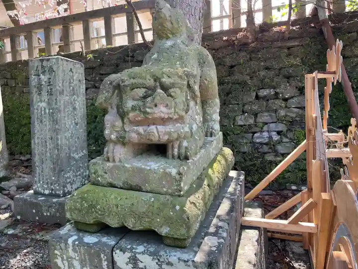 福島八幡宮の{uncategorized: "未分類", other: "その他", undefined: "問題あり", building: "その他建物", grave: "お墓", sacred_gate: "鳥居", guardian: "狛犬", statue: "像", buddha: "仏像", history: "歴史", nature: "自然", garden: "庭園", animal: "動物", pagoda: "塔", temizu: "手水舎", mountain_gate: "山門・神門", sanctuary: "本殿・本堂", subordinate: "末社・摂社", art: "芸術", scenery: "景色", jizo: "地蔵", ema: "絵馬", goshuin: "御朱印", omikuji: "おみくじ", items: "授与品その他", amulet: "お守り", goshuincho: "御朱印帳", eats: "食事", festival: "お祭り", votive_dance: "神楽", shichigosan: "七五三参", wedding: "結婚式", experience: "体験その他", initially: "初詣", around: "周辺", anti_infection: "感染症対策"}