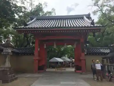 西宮神社の山門・神門
