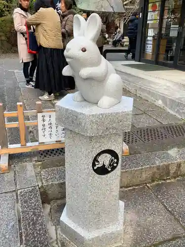 岡崎神社の狛犬