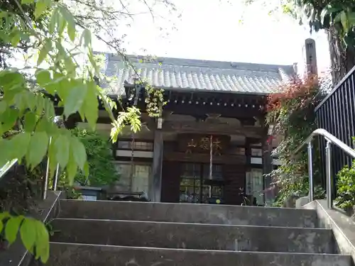 長福寺の本殿・本堂