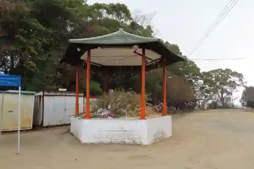 三原八幡宮の建物その他