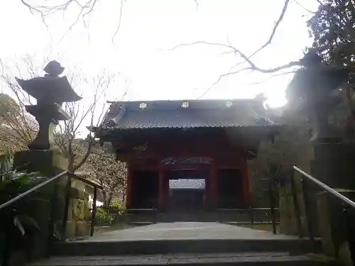 妙本寺の山門