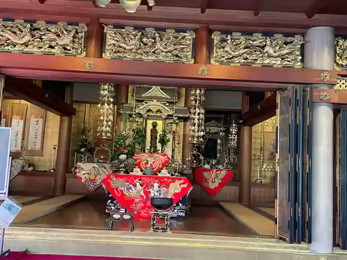 万徳寺の本殿・本堂